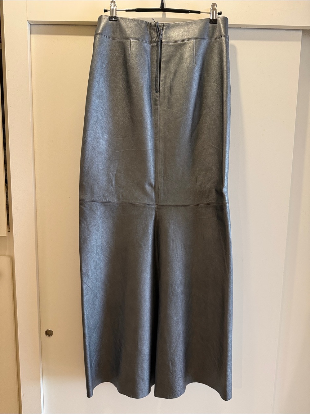 BCBG Max Azria Metallic Grey Genuine Leather Maxi Skirt - Picture 5 of 5